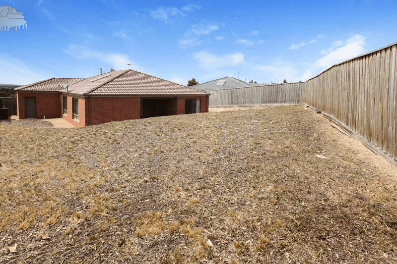 126 Phillip Drive, SUNBURY, VIC 3429