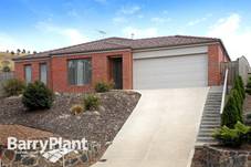 126 Phillip Drive, SUNBURY, VIC 3429
