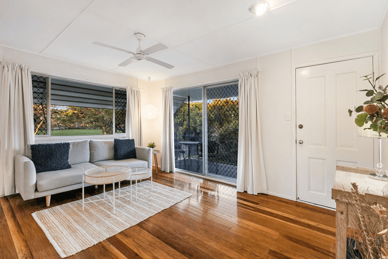 201 Graceville Avenue, GRACEVILLE, QLD 4075