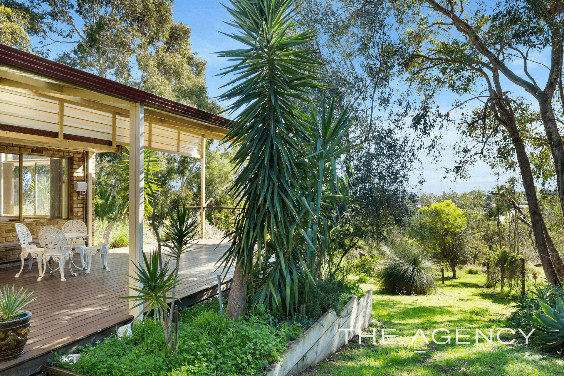 16 Grevillea Crescent, Swan View, WA 6056