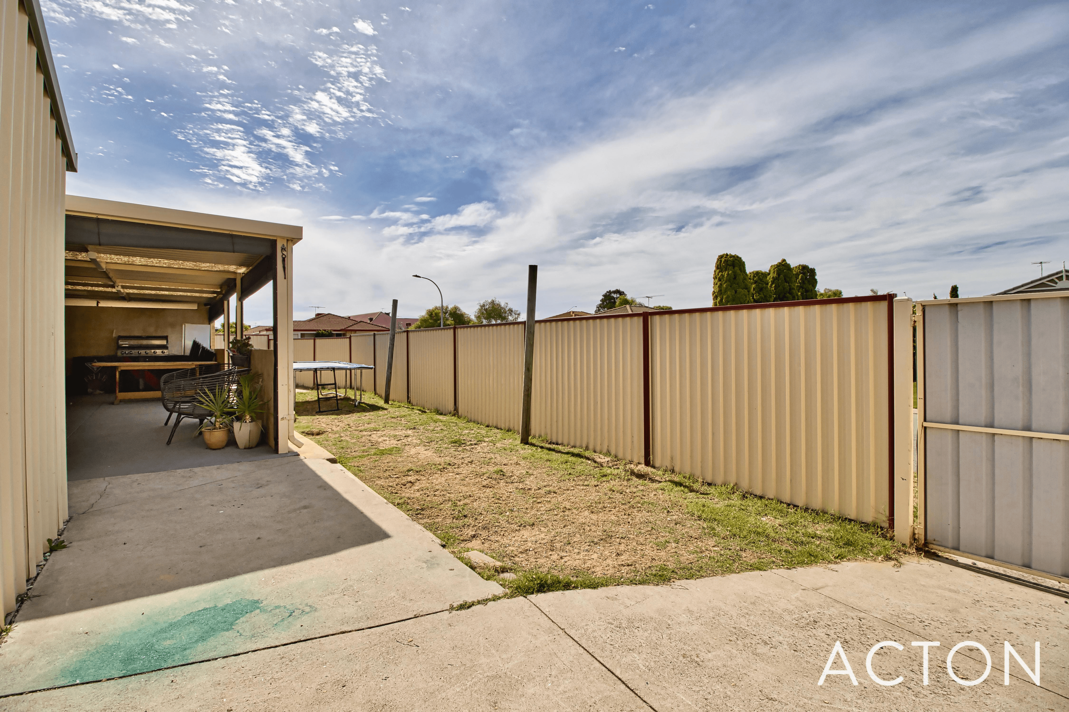 5 Mackay Place, COOLOONGUP, WA 6168