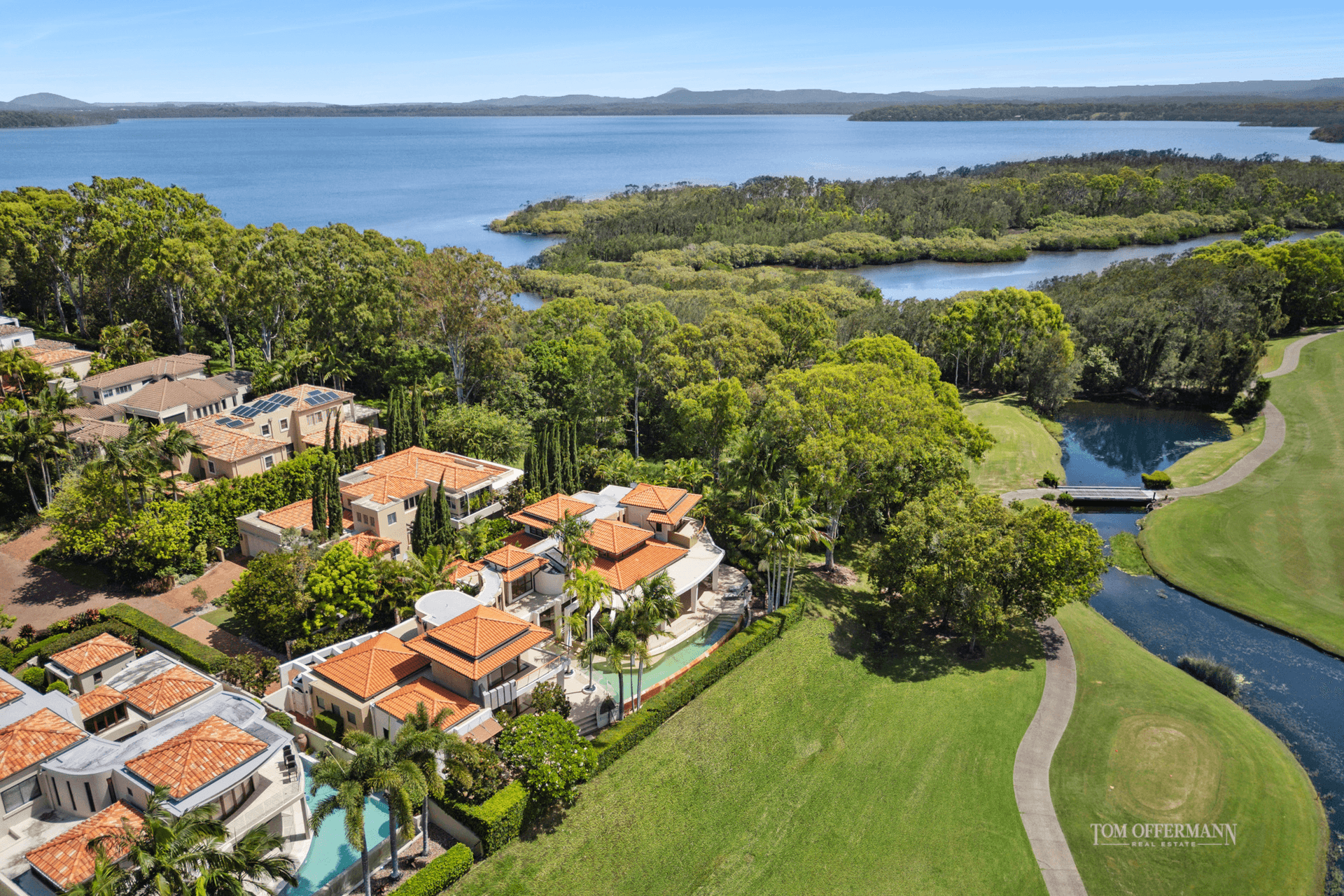 739/61 Noosa Springs Drive, Noosa Heads, QLD 4567