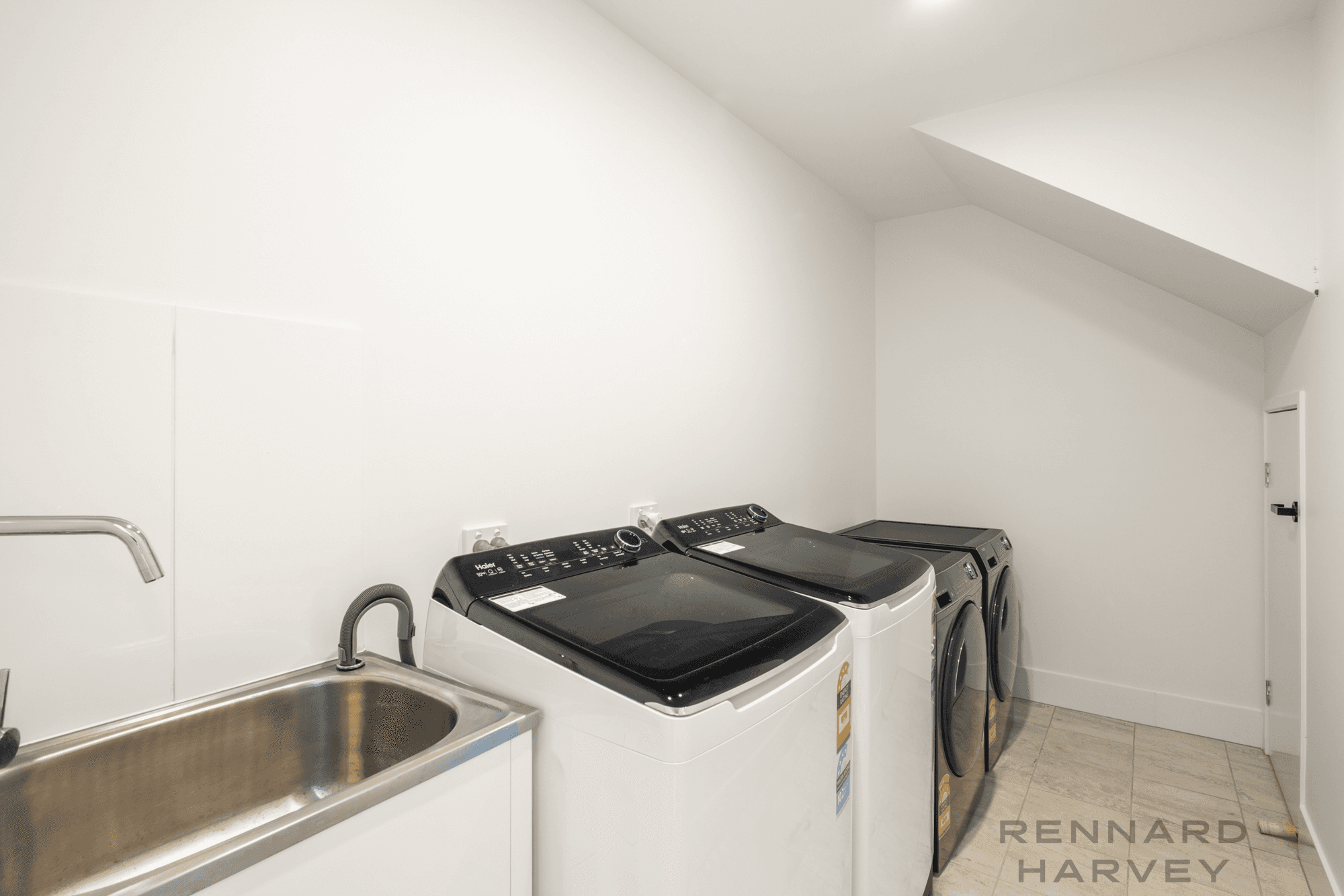 16 Lower McCormack Street, Bundamba, QLD 4304