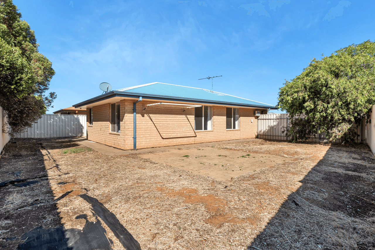 2/32 Hamblynn Road, Elizabeth Downs, SA 5113