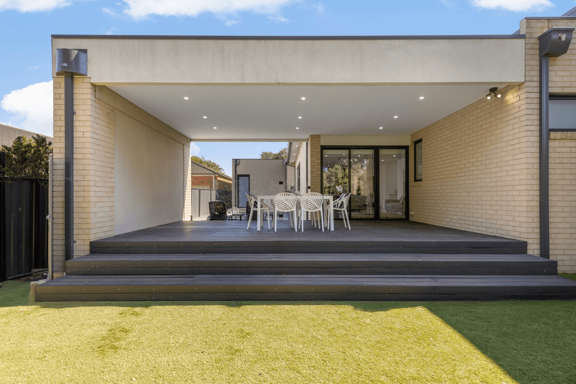 12 Bloomsbury Court, Hillside, VIC 3037