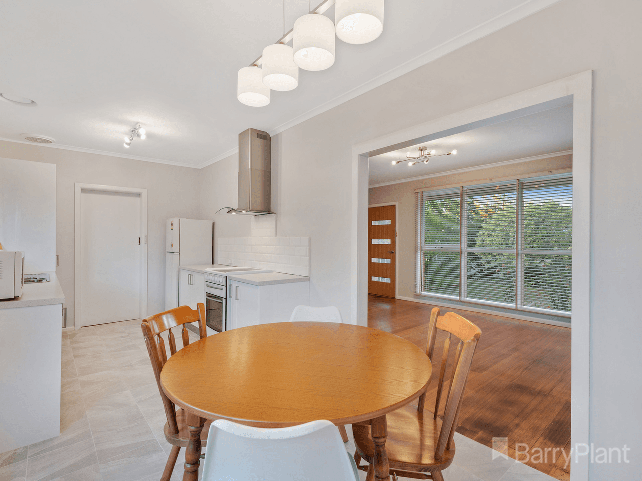 17 Byron Road, KILSYTH, VIC 3137