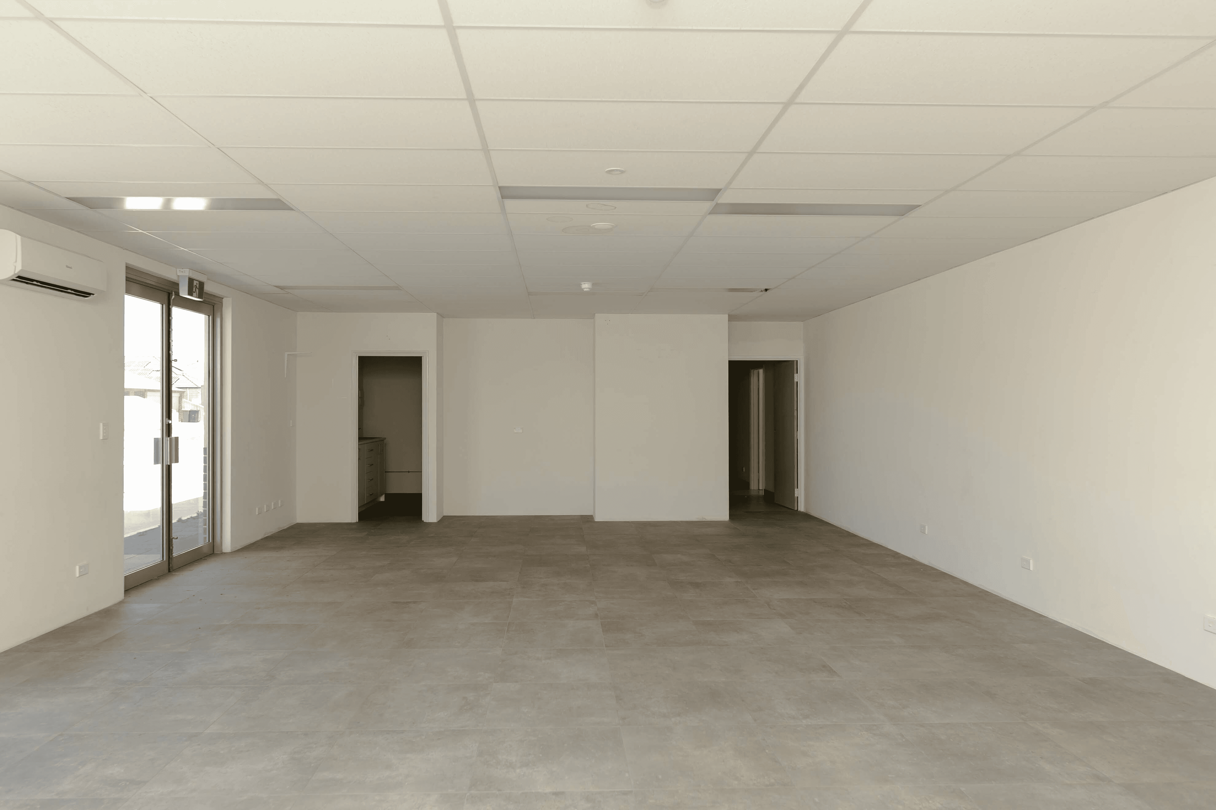 Ground Floor Shop 1C/66A Comrie Rd, Canning Vale, WA 6155