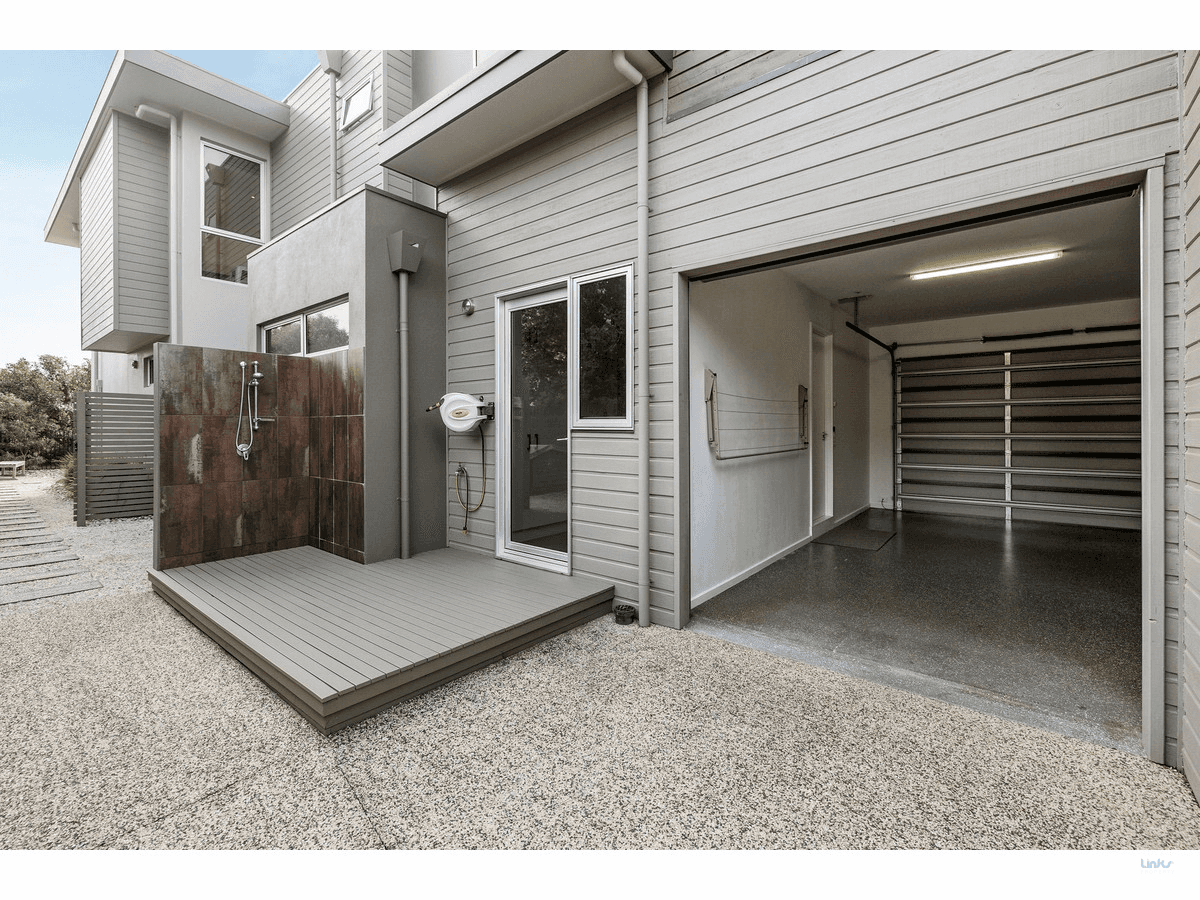 33 Sands Boulevard, Torquay, VIC 3228