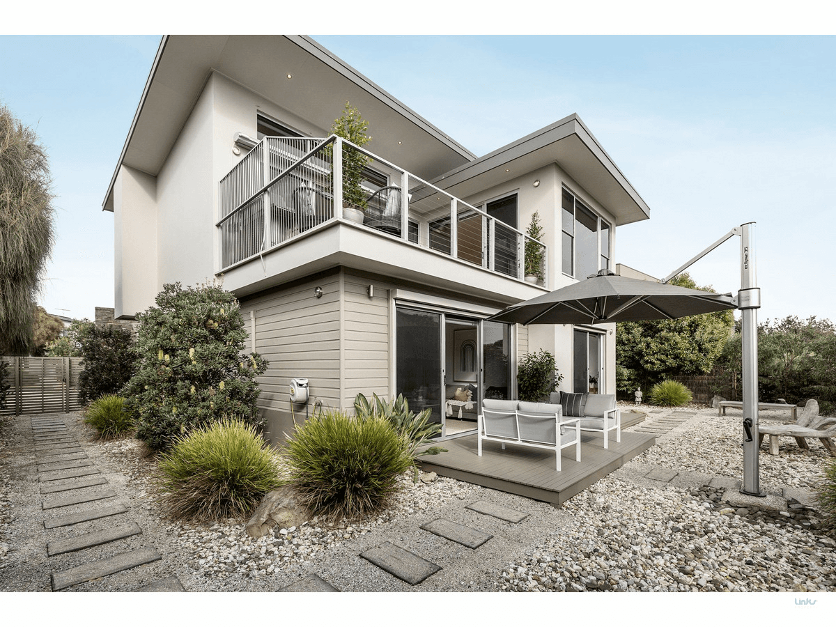 33 Sands Boulevard, Torquay, VIC 3228