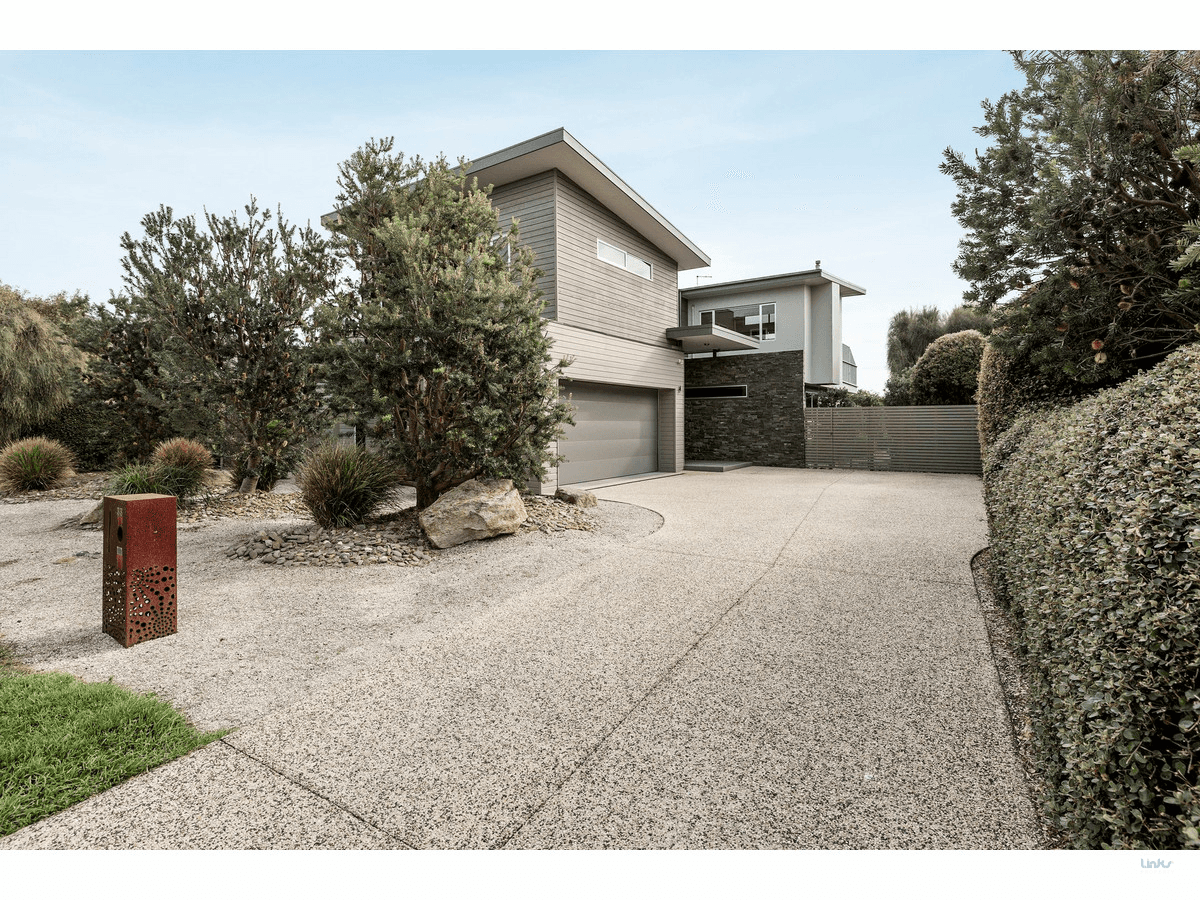 33 Sands Boulevard, Torquay, VIC 3228