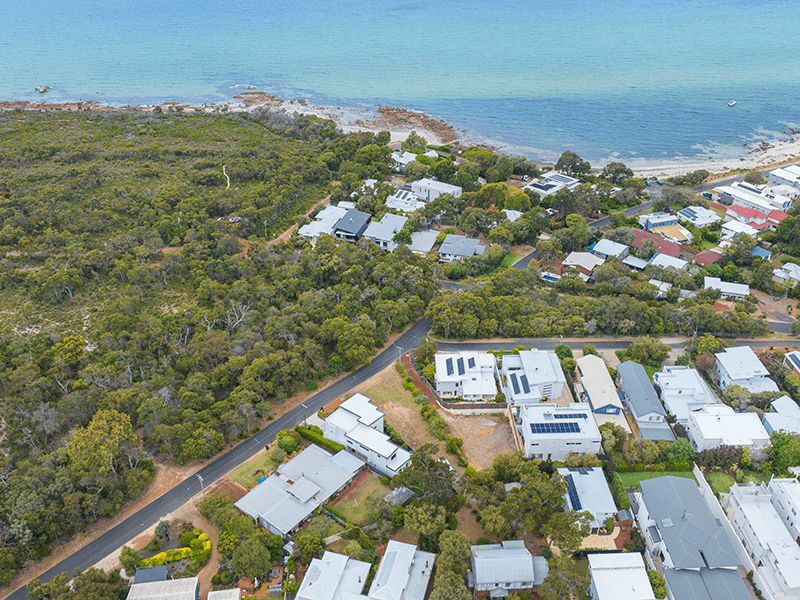 8 Bay View Crescent, Dunsborough, WA 6281