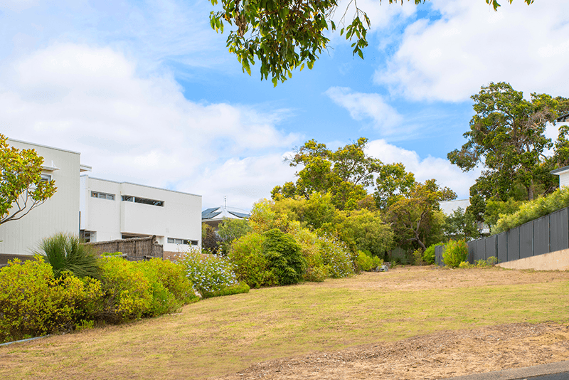 8 Bay View Crescent, Dunsborough, WA 6281