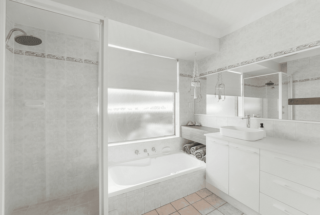 7 The Spit, KALLAROO, WA 6025