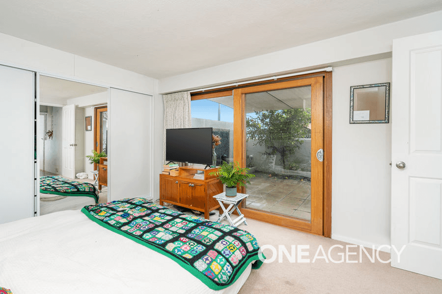 23 BEAUTY POINT AVENUE, TURVEY PARK, NSW 2650