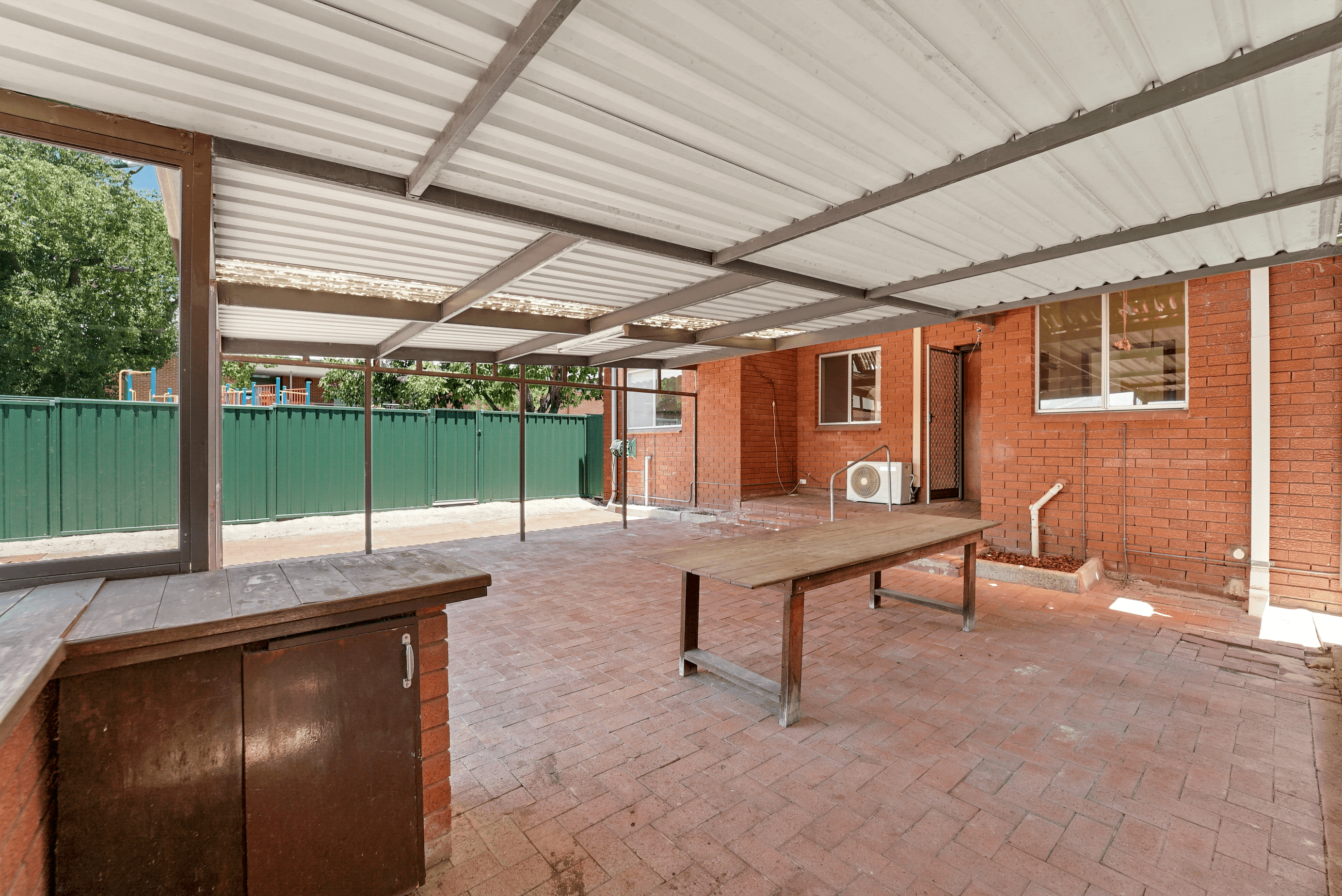 100 Second Avenue, MOUNT LAWLEY, WA 6050