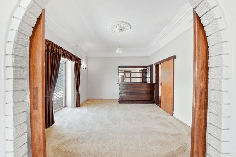 100 Second Avenue, MOUNT LAWLEY, WA 6050