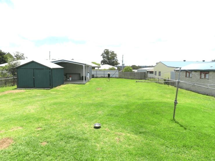 6 Symes Street, STANTHORPE, QLD 4380