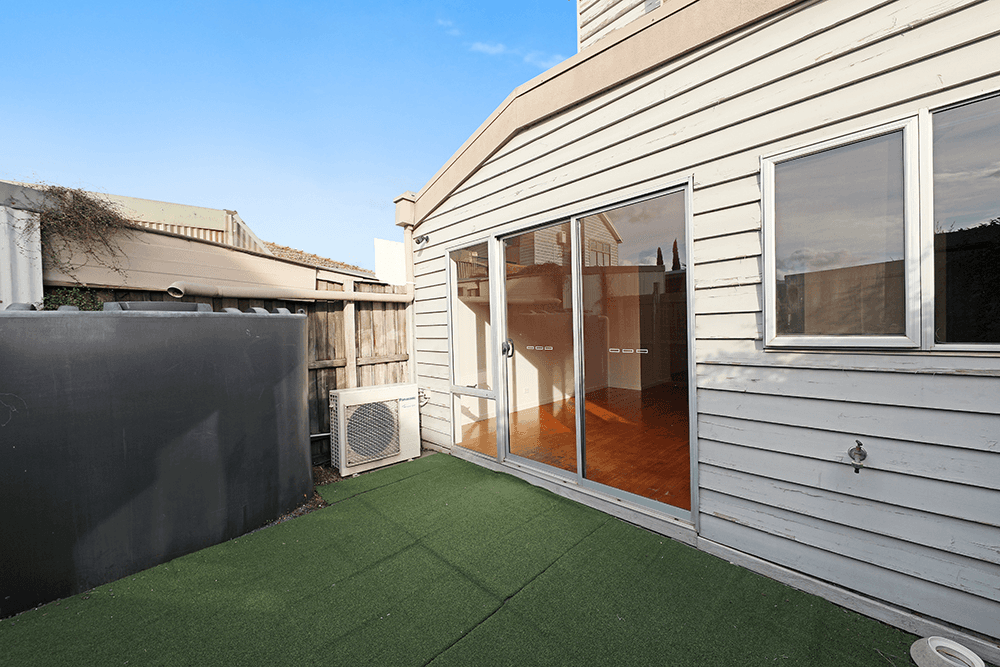 4/8-10 Geake Street, Coburg, VIC 3058