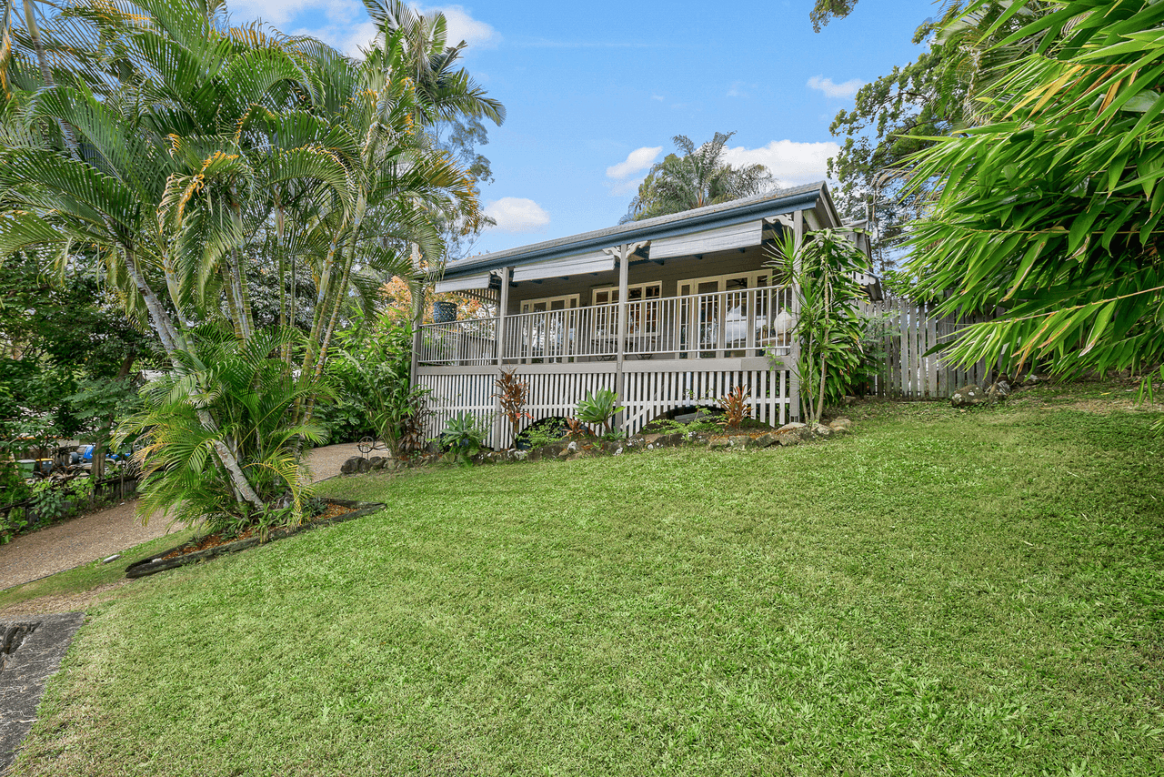 8 Campese Terrace, NAMBOUR, QLD 4560