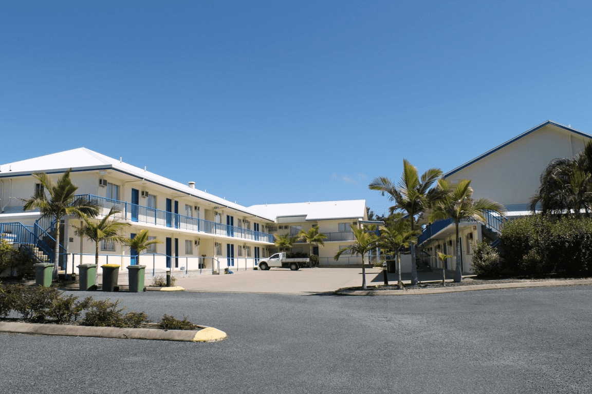 9 & 10/14 Scawfell Avenue, SLADE POINT, QLD 4740