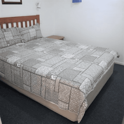 9 & 10/14 Scawfell Avenue, SLADE POINT, QLD 4740