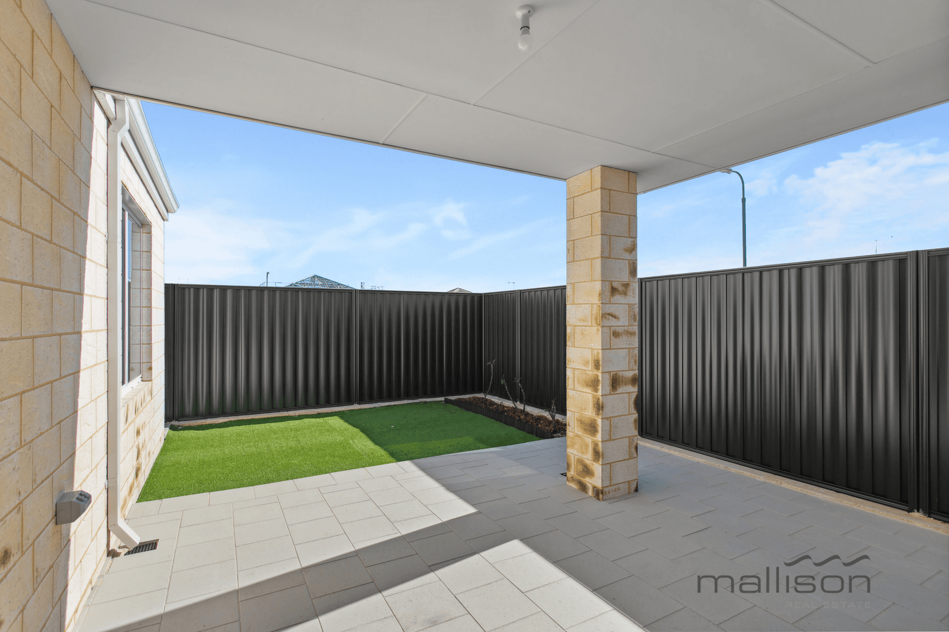 4 Couloir Street, TREEBY, WA 6164