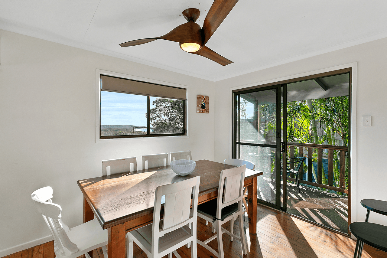 17 Tramican Street, POINT LOOKOUT, QLD 4183