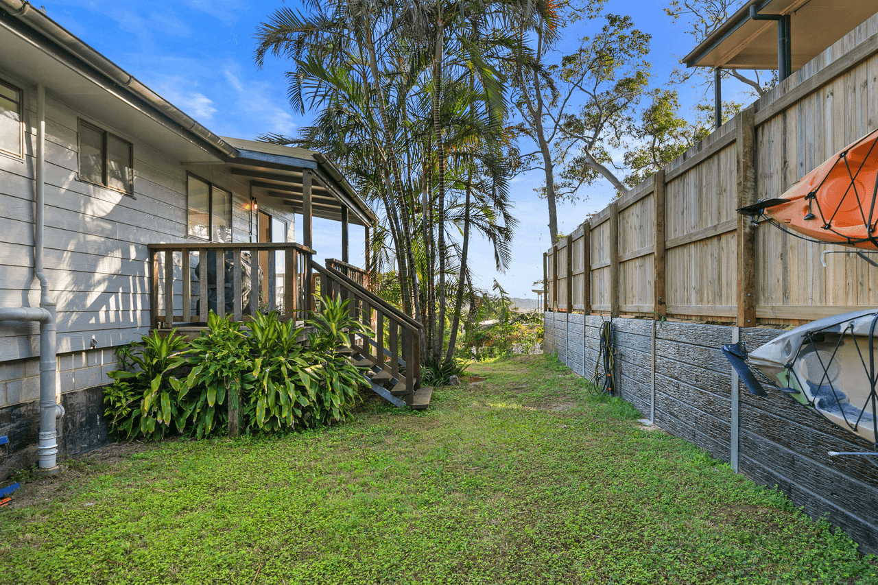 17 Tramican Street, POINT LOOKOUT, QLD 4183