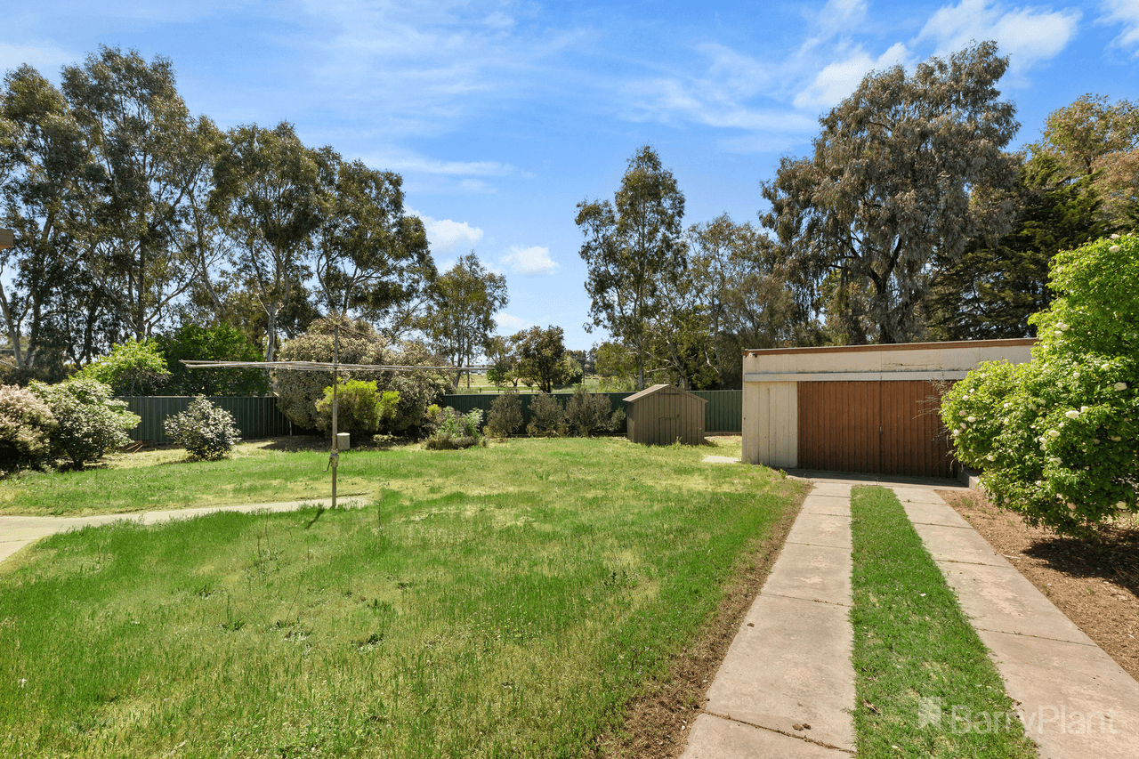 1 MacDougall Road, Golden Square, VIC 3555