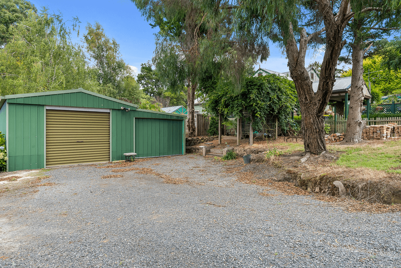 4 O'Donnell Street, Gordon, VIC 3345