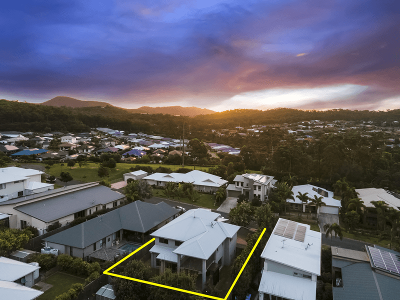 8 Cabriolet Ct, Upper Coomera, QLD 4209