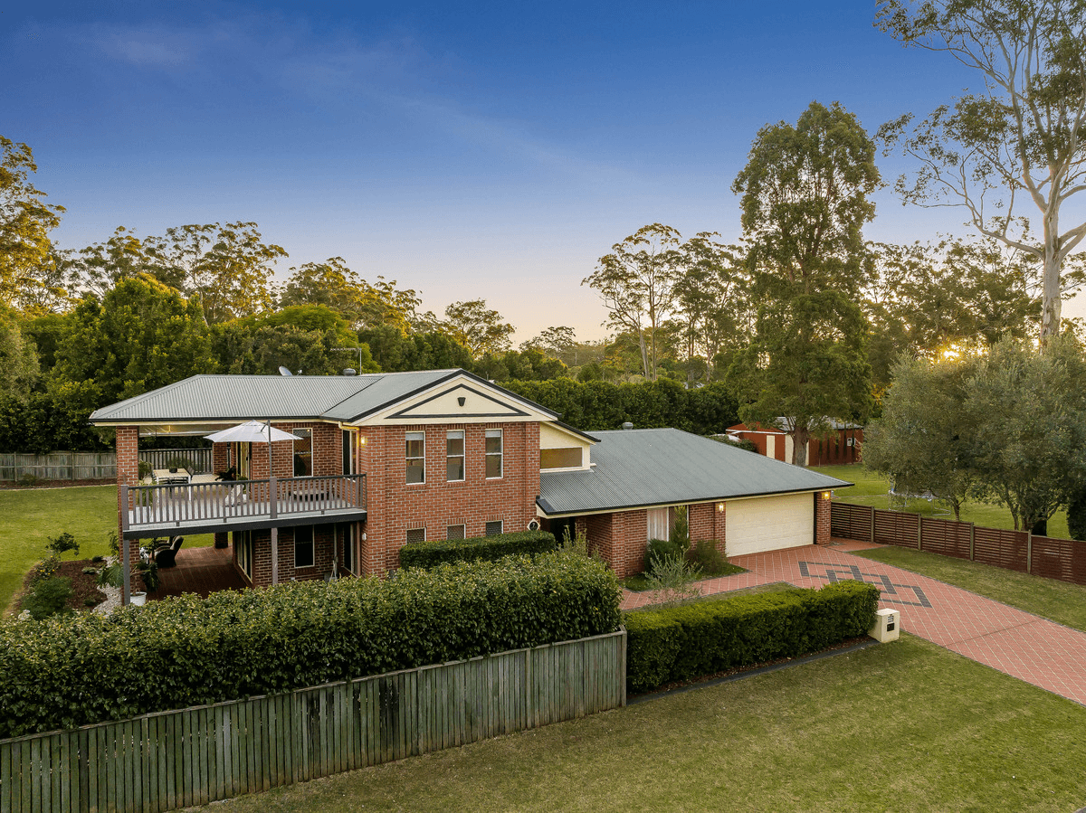 7 Reis Road East, Highfields, QLD 4352