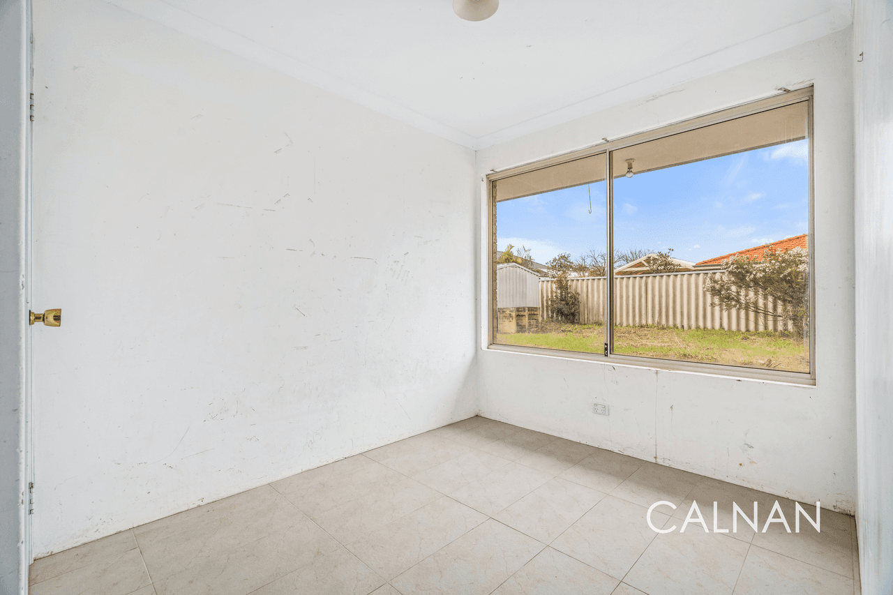 56 Woodhouse Circuit, CANNING VALE, WA 6155