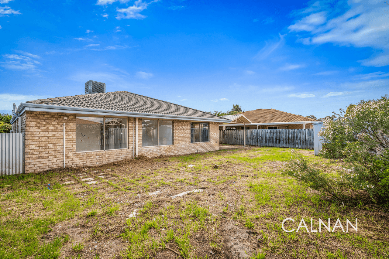 56 Woodhouse Circuit, CANNING VALE, WA 6155