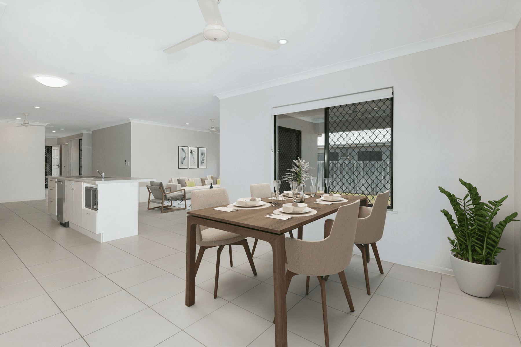 28 Kirrama Court, BUSHLAND BEACH, QLD 4818