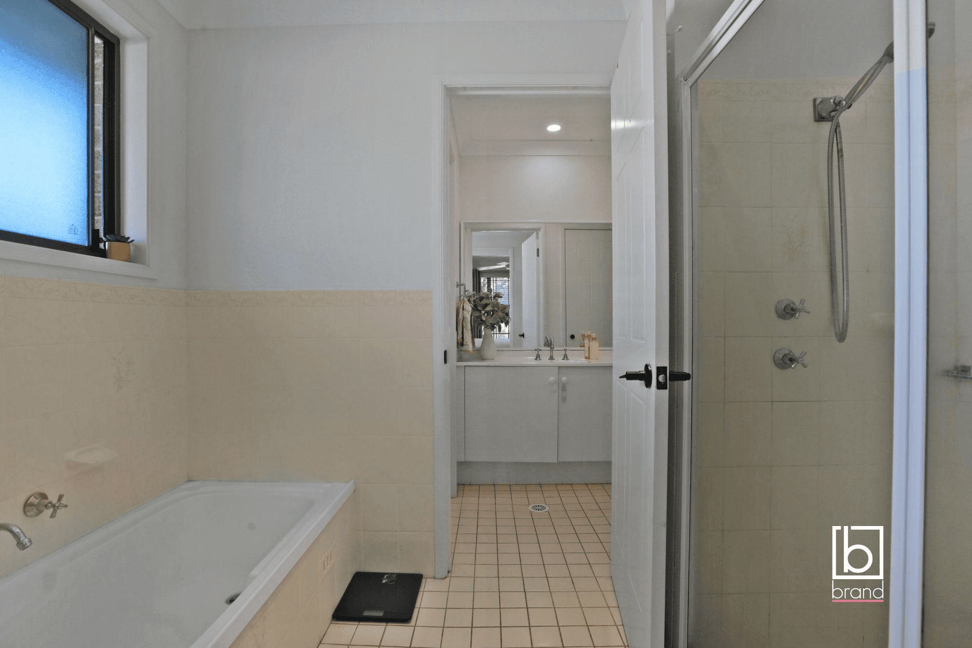 9 Elm Place, BLUE HAVEN, NSW 2262