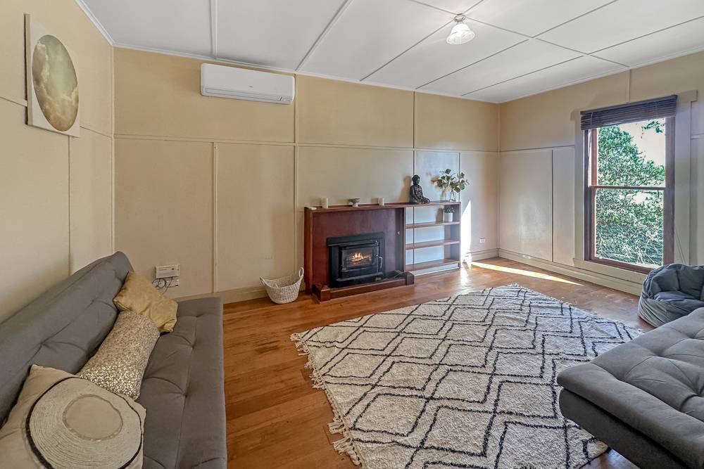 77 Cherry Tree Road, WOODSIDE, VIC 3874