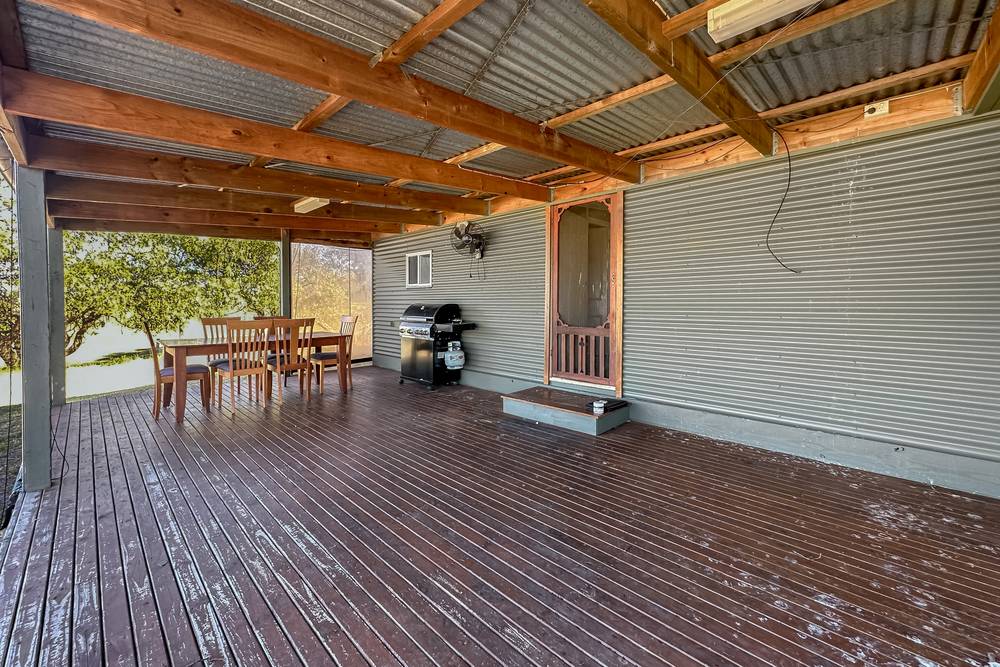 77 Cherry Tree Road, WOODSIDE, VIC 3874