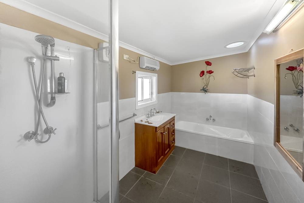 77 Cherry Tree Road, WOODSIDE, VIC 3874