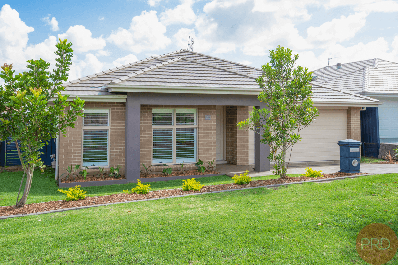 3 Medlar Circuit, GILLIESTON HEIGHTS, NSW 2321