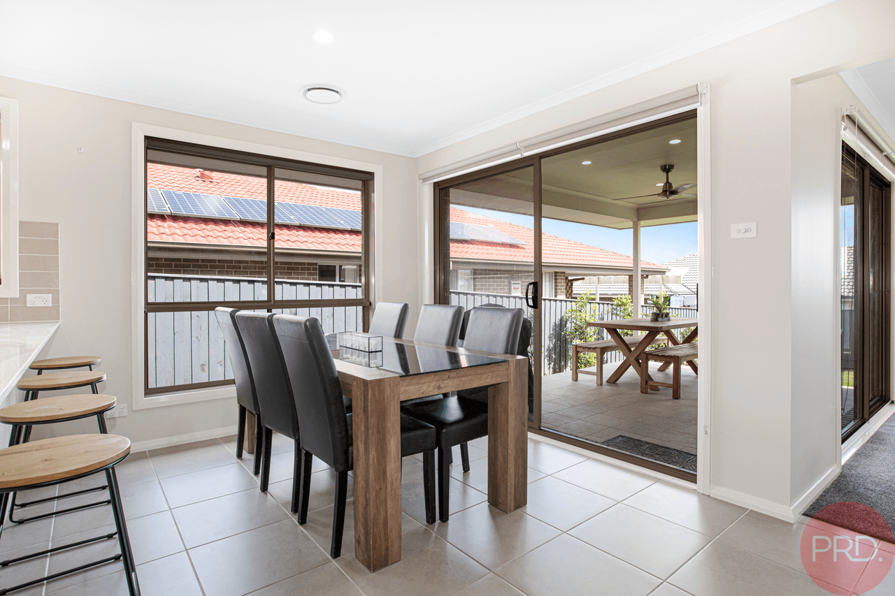 3 Medlar Circuit, GILLIESTON HEIGHTS, NSW 2321