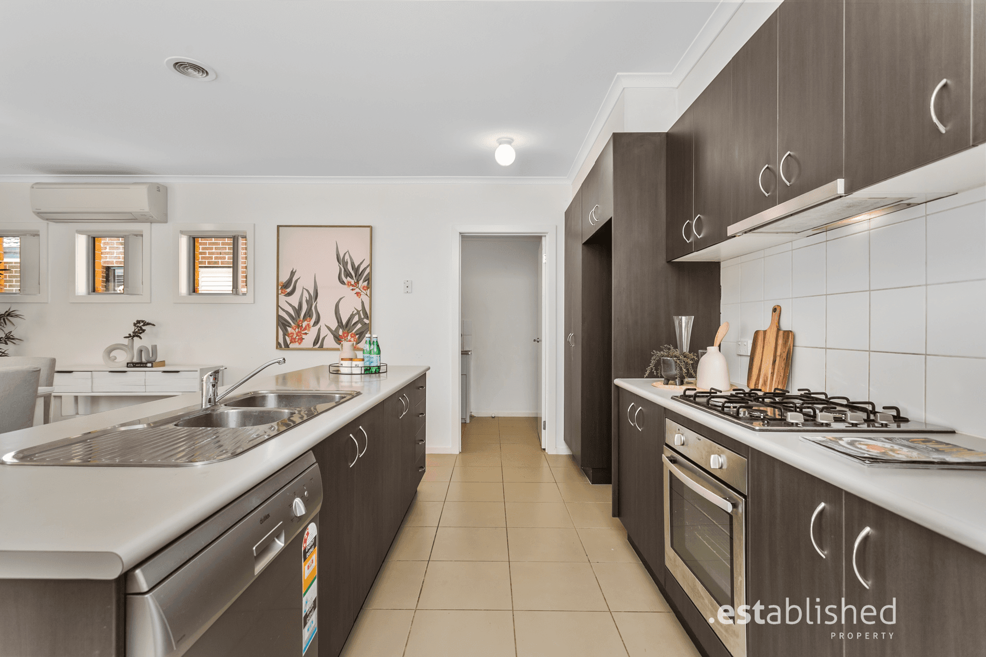 8 Santa Cruz View, POINT COOK, VIC 3030