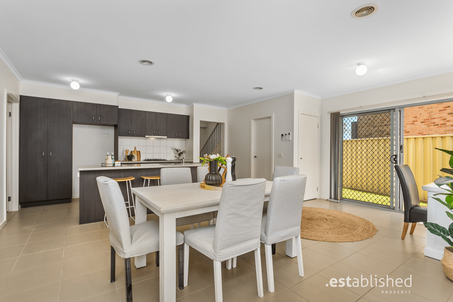 8 Santa Cruz View, POINT COOK, VIC 3030