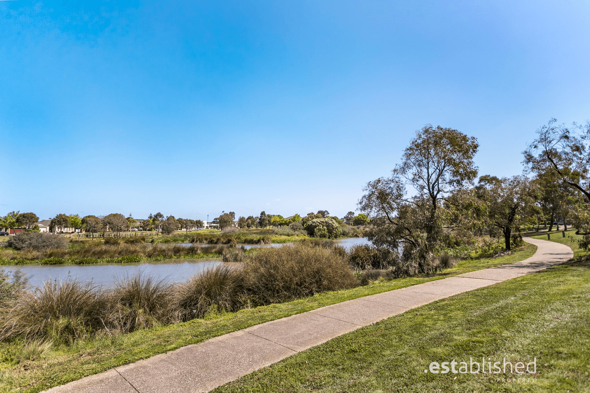 8 Santa Cruz View, POINT COOK, VIC 3030