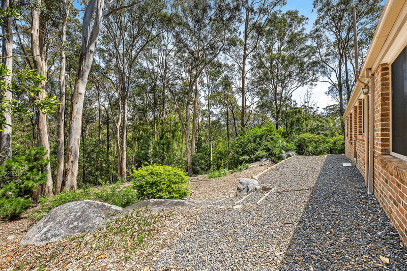 12 Spinnaker Place, MORUYA HEADS, NSW 2537