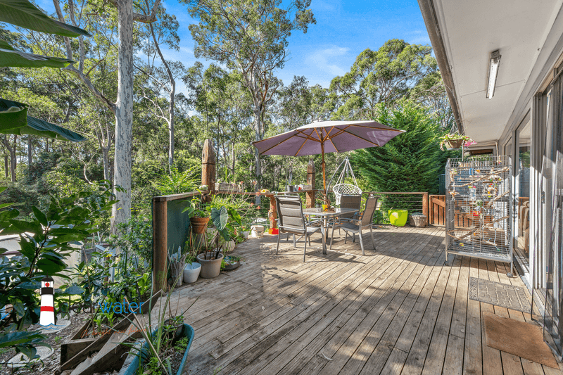 17 Loader Pde, Narooma, NSW 2546