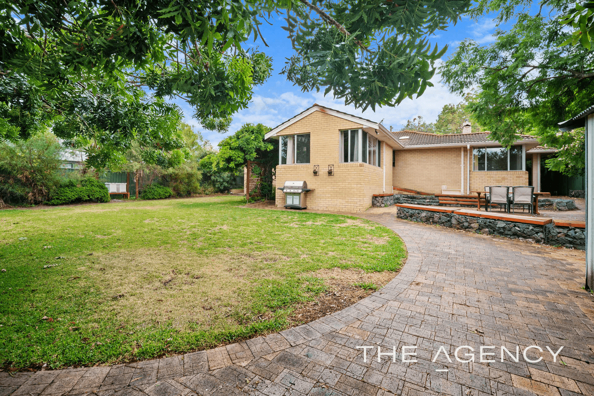 11 Grove Road, Walliston, WA 6076