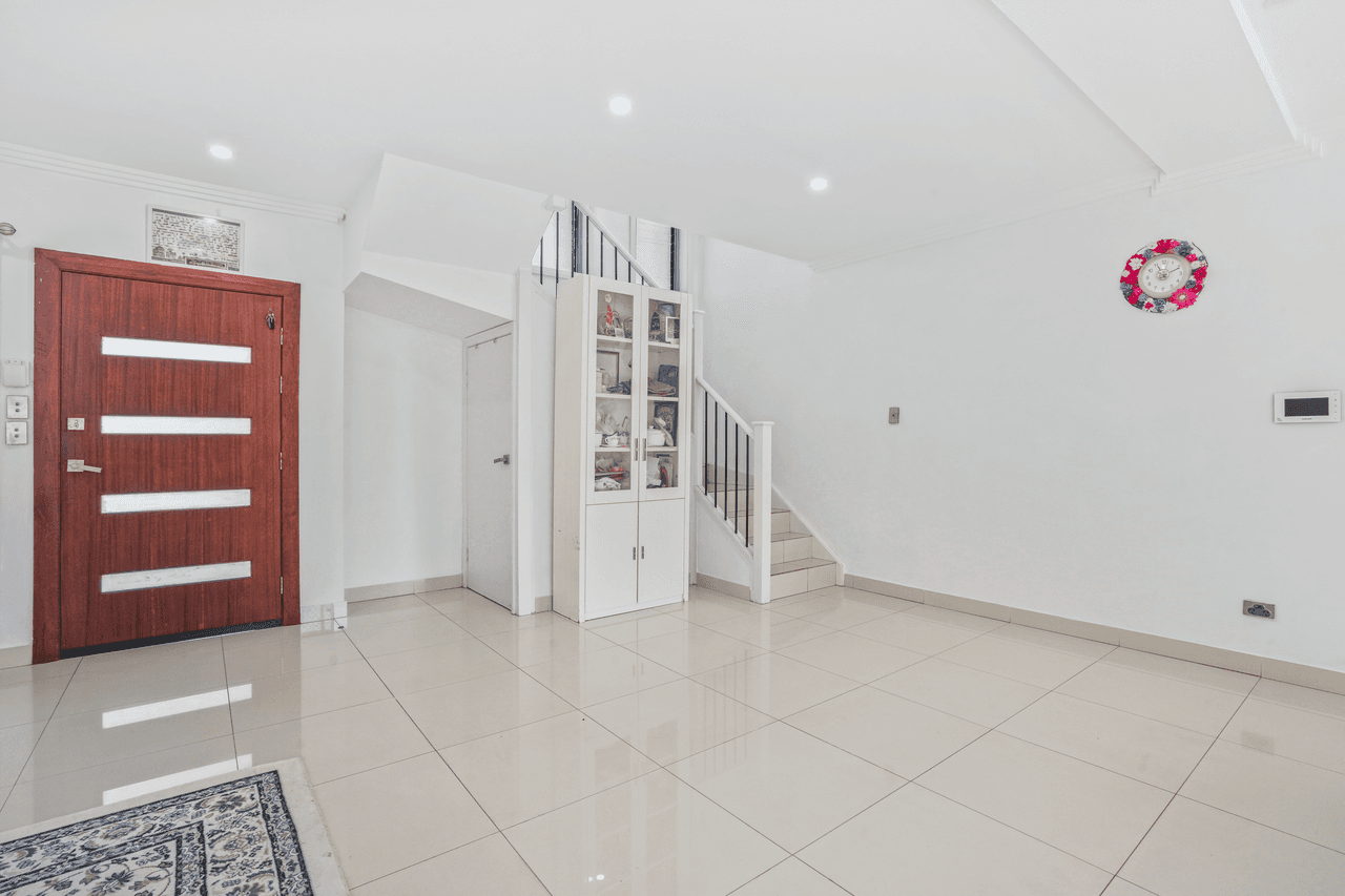 2B Victoria Street, SMITHFIELD, NSW 2164