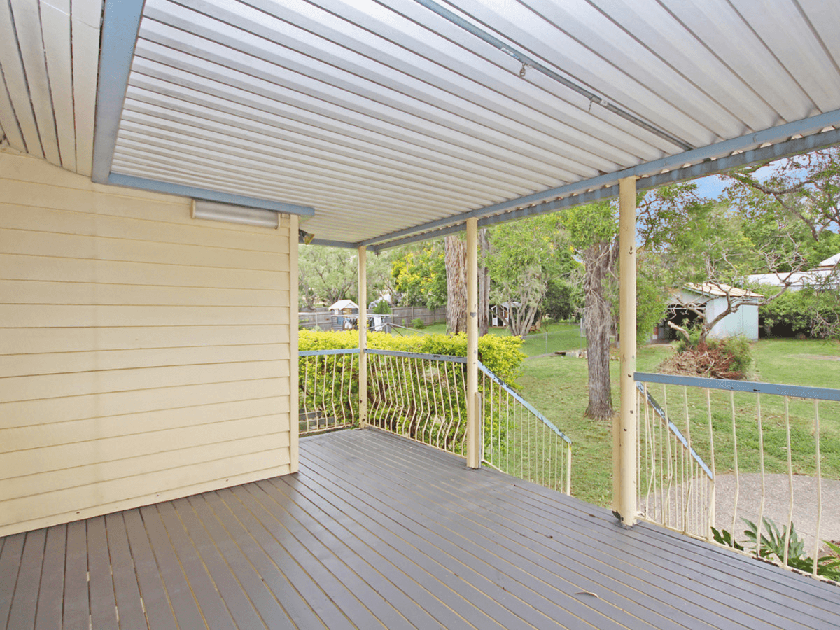 12 Hayne Street, WOODEND, QLD 4305