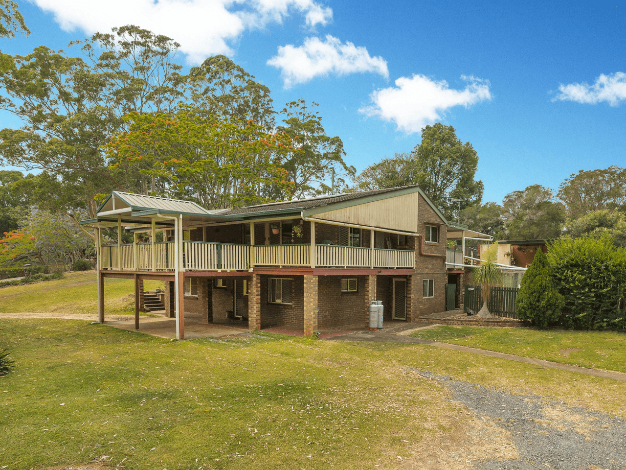 207 Alphadale Road, LINDENDALE, NSW 2480